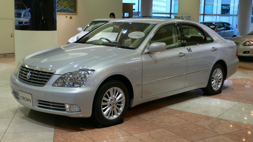 Toyota crown s180 athlete